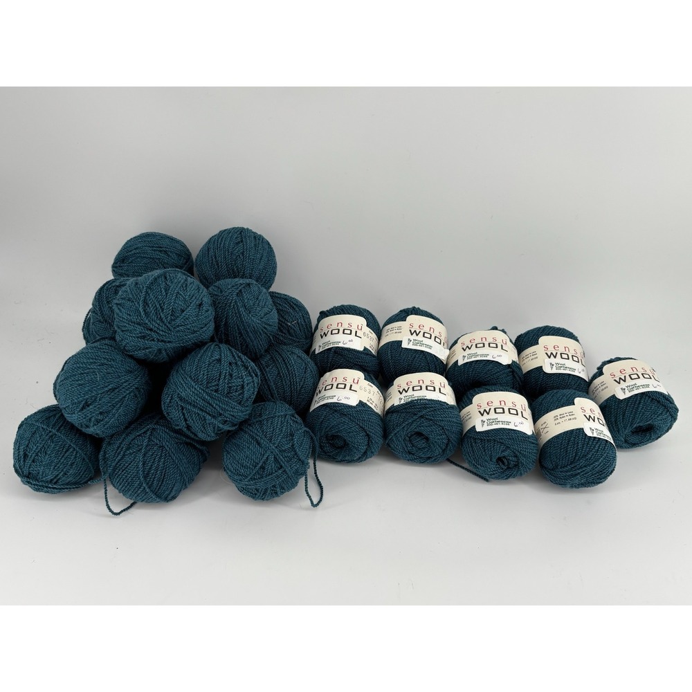 Sensu Wool Yarn 25 Ball Lot Teal Blue 80% Wool Nylon Worsted Color 6537